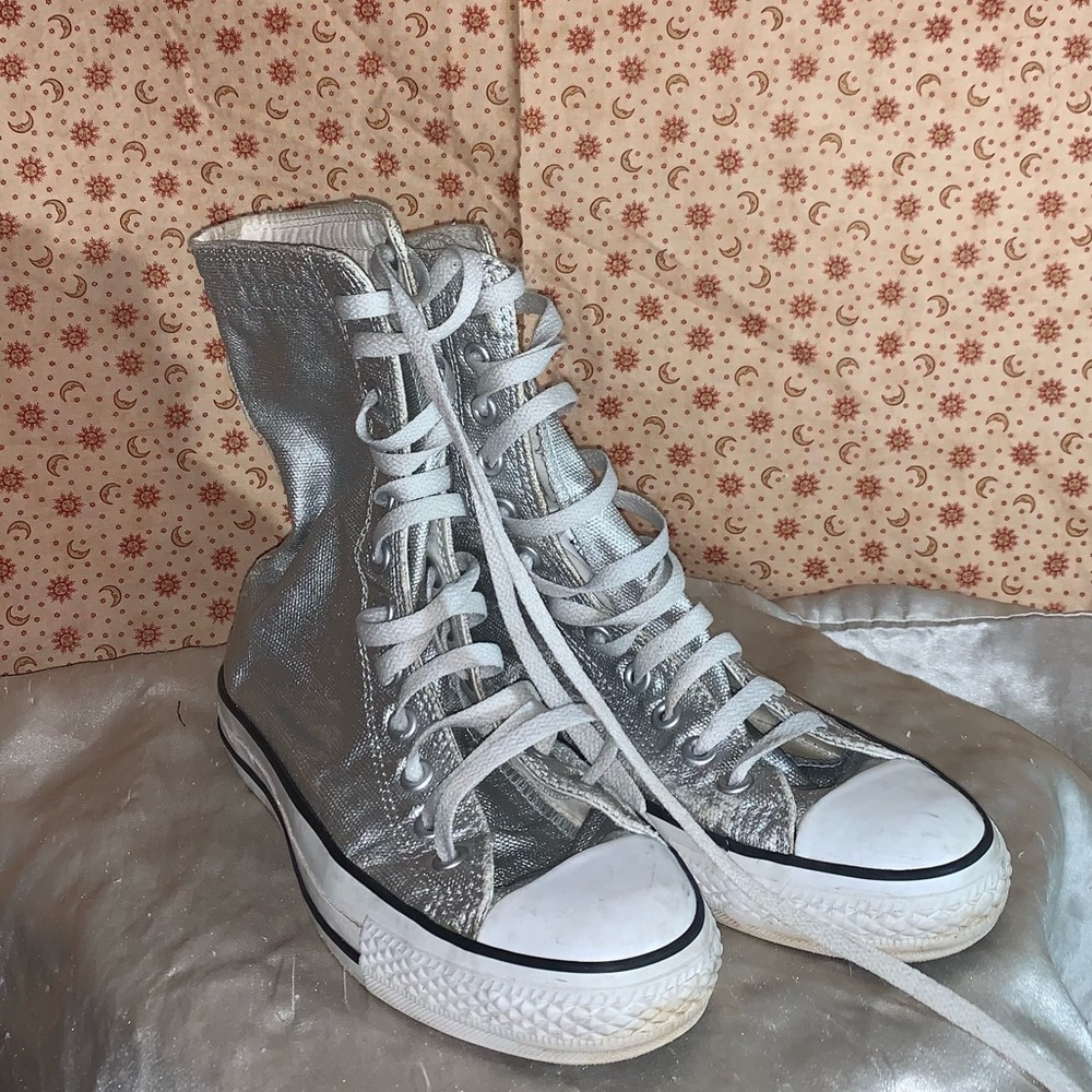 Silver super high top converse woman’s size 5